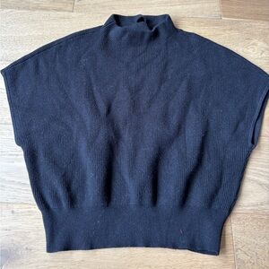 Marled ribbed sleeveless mockneck sweater black Large